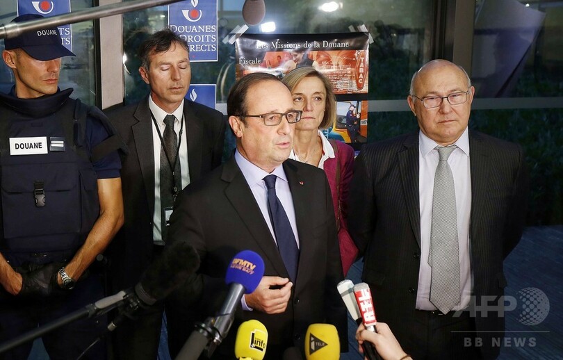 パリで大麻7トン押収、20億円相当 路上の車から