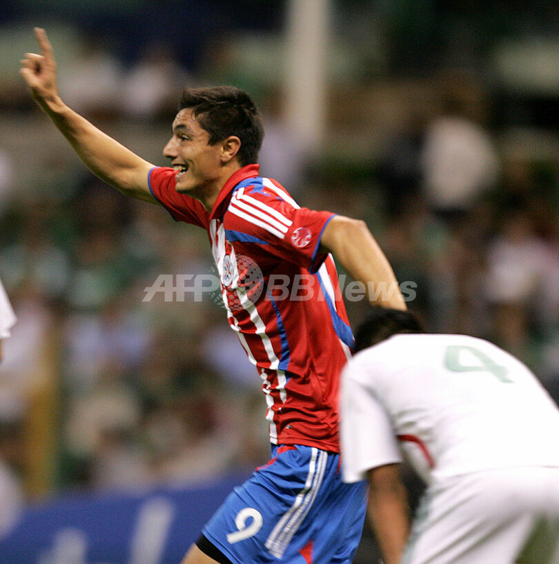 パラグアイ メキシコとの親善試合に勝利