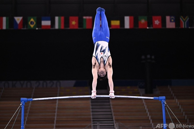 内村航平は予選落ち、鉄棒の演技中に落下 