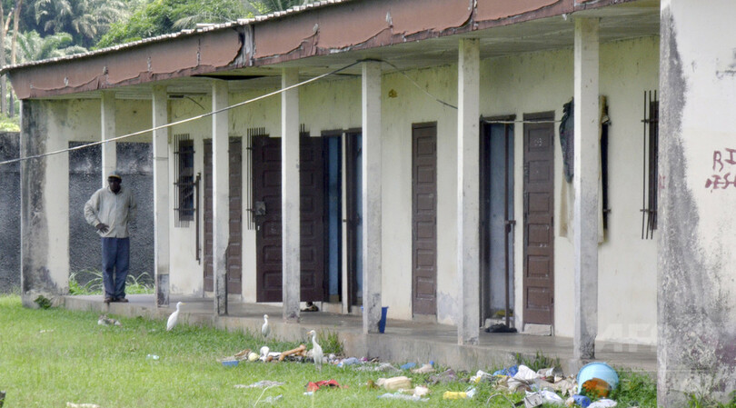 ガボン唯一の精神科病院、患者を「動物扱い」