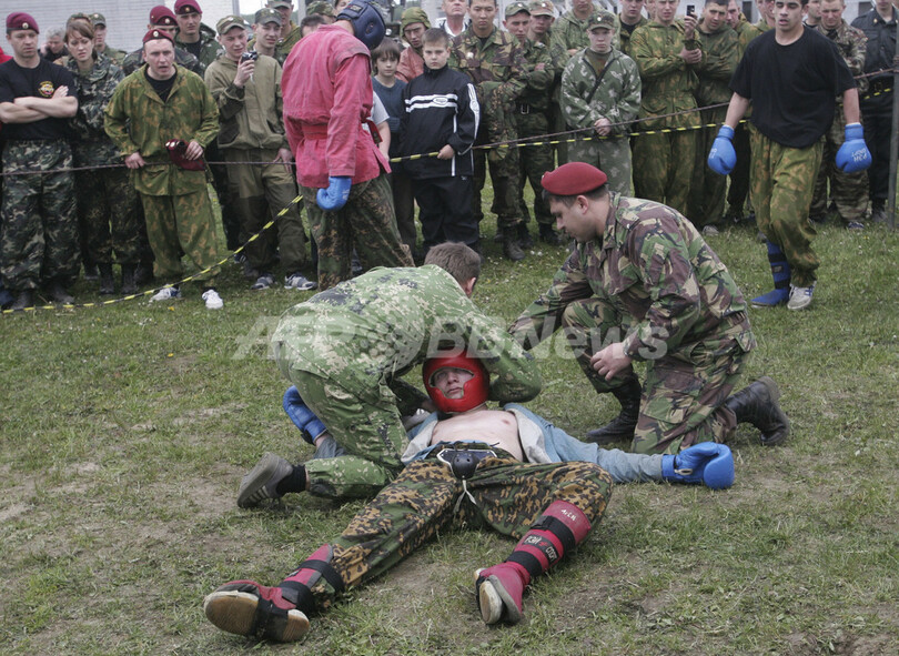 ロシア、特殊部隊の入隊試験 写真9枚 国際ニュース：AFPBB News