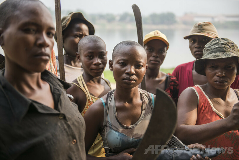 アマゾネス 紛争の中央アフリカで島を守る女性自警団 写真7枚 国際ニュース Afpbb News