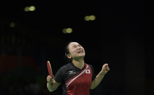 15歳伊藤美誠、卓球史上最年少の五輪メダリストに 写真6枚 国際