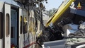 イタリア南部プーリア州で起きた列車衝突事故の現場。地元消防当局提供（2016年7月12日提供）。(c)AFP/Vigili del Fuoco
