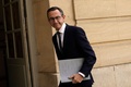 仏パリで首相との面会に向かう共和党のブリュノ・ルタイヨー上院議員（2023年7月3日撮影）。(c)Geoffroy VAN DER HASSELT / AFP
