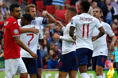 ケイン3発のイングランド、快勝にもファンは選手起用に不満 欧州選手権予選