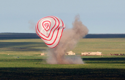 中国の有人宇宙船「神舟10号」が帰還