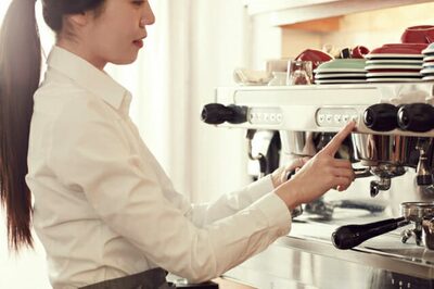 夏休みも遊べない韓国の大学生…83.2％が「バイト中」