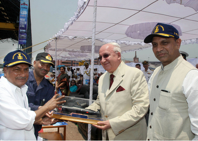 インド海軍の原潜「チャクラ2」が就役、ロシアからリース