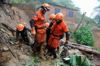 ブラジル東部で豪雨による地滑り、死者31人に
