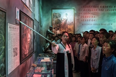 「虐殺の復讐を誓う」北朝鮮の人々、朝鮮戦争がテーマの信川博物館