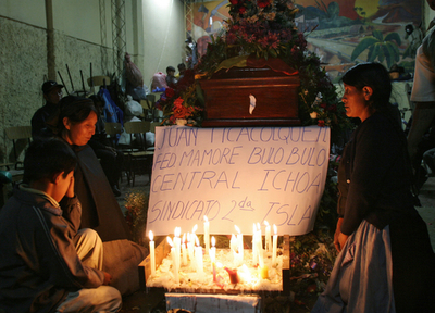 大統領派と自治派が衝突、102人以上死傷 - ボリビア