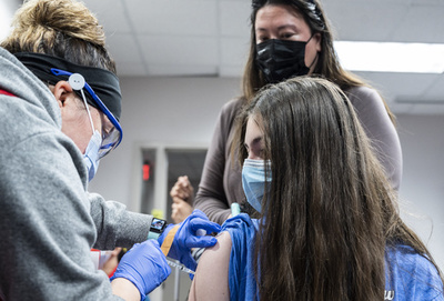 「ワクチンで不妊症に」 偽情報が拡散、集団免疫獲得の脅威に 米