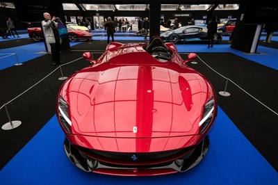 誰でもフェラーリやバスキア絵画の持ち主に 資産の部分所有がコロナ禍で活況