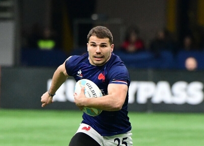 ラグビー仏代表デュポンが7人制大会初出場、NZに敗れ4強敗退