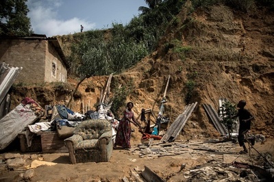 コンゴ民主共和国の首都キンシャサで土砂崩れ、44人死亡
