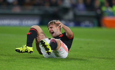 危険なタックルを受けたショー、重複骨折で長期離脱へ