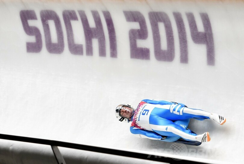 リュージュ男子のツェゲラー、冬季五輪新の6大会連続メダル