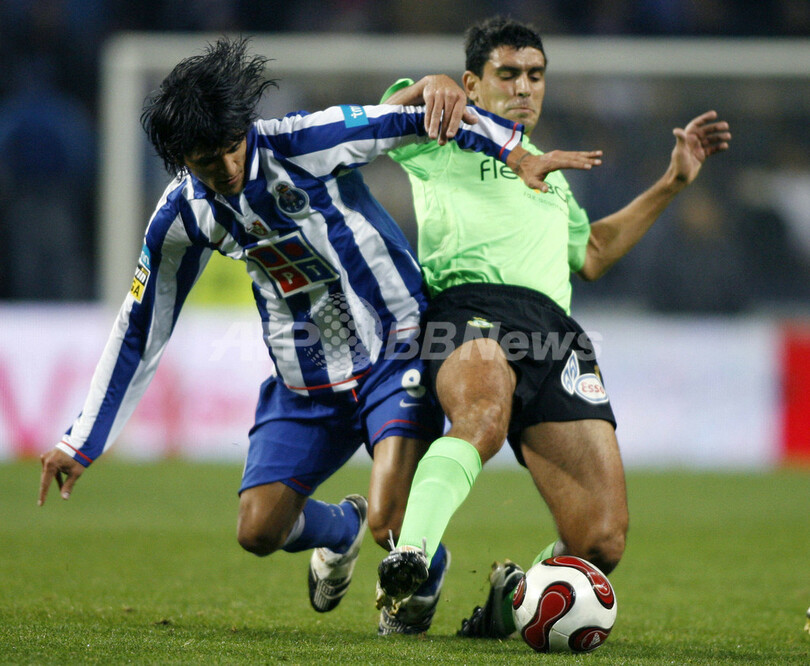 ポルト ビトリア・セツバルを降し首位キープ