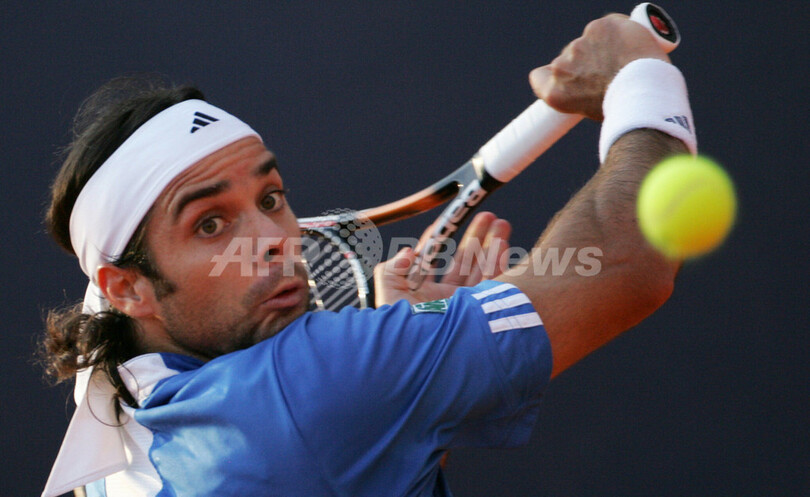 ＜男子テニス マスターズ・シリーズ・ハンブルク大会2007＞ナダル ゴンザレスをストレートで降し準決勝へ - ドイツ