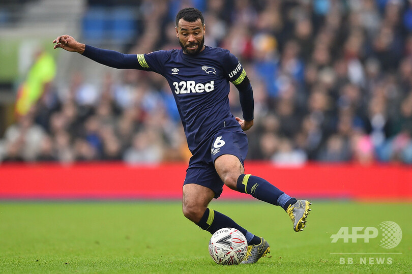 DFアシュリー・コールが38歳で現役引退、指導者の道へ