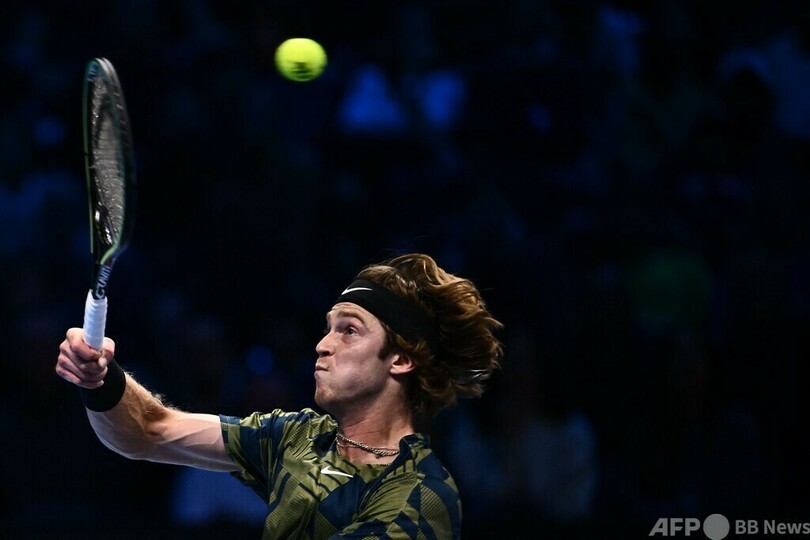 ルブレフ4強入り、ジョコは無敗で優勝に名乗り ATPファイナルズ