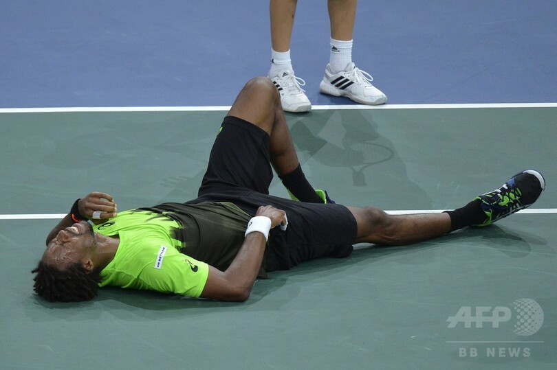 ジョコビッチ、地元出身のモンフィス下し8強 パリ・マスターズ