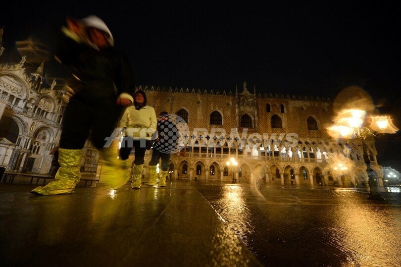 悪天候のイタリア、ベネチアではまた「アクアアルタ」