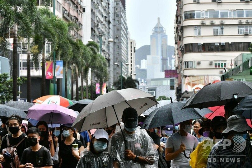 香港高等法院、覆面禁止法の差し止め請求退ける 民主派は再びデモ