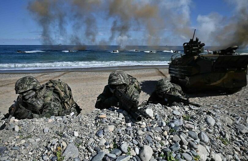 韓国軍、大規模な合同上陸訓練を実施 「護国訓練」の一環