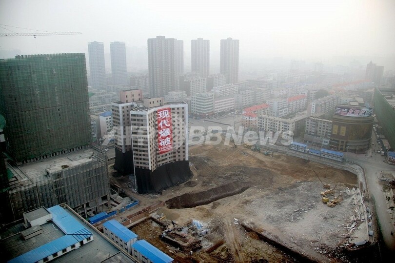 ビルの爆破解体、中国