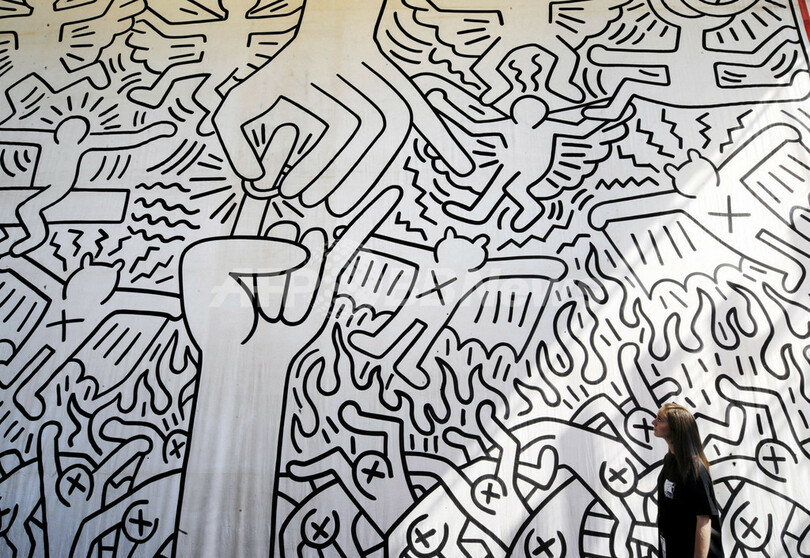 キース・ヘリングが手がけた舞台セット、マルセイユで公開