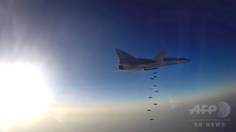 ロシア軍のシリア空爆で民間人3800人死亡、過去1年間で NGO