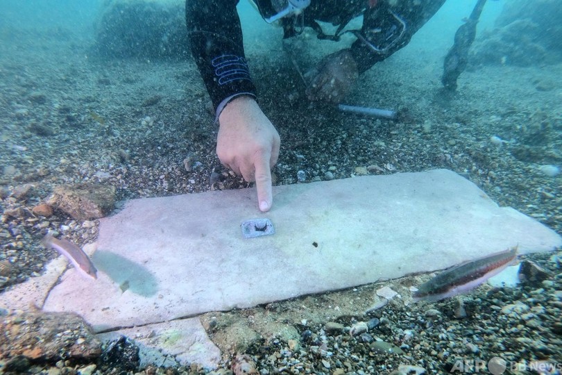 海に沈んだ古代ローマの温泉地、ダイバーに人気 イタリア