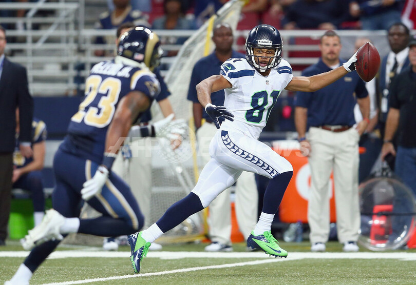 シーホークスがラムズに勝利、NFC西地区の首位守る