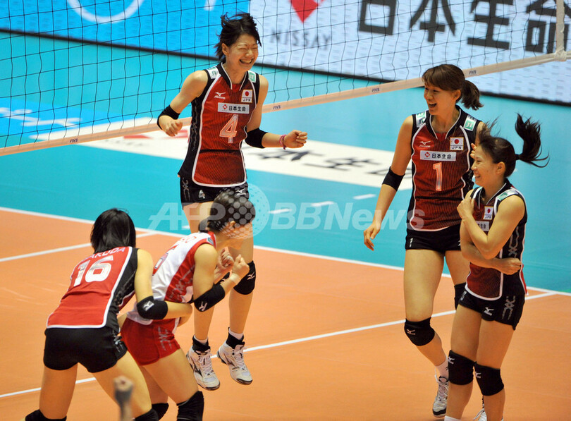 日本女子、白星発進　ポーランドに逆転勝ち 世界バレー