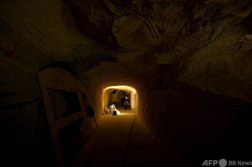 海底洞窟のレプリカ 3万年前の洞窟画も復元 仏