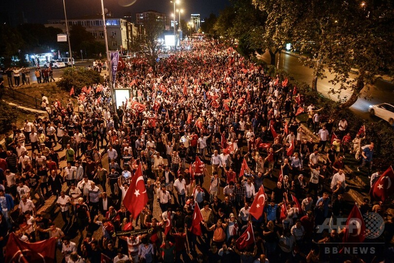 トルコ・クルド系政党に襲撃、政府の「リンチ」と非難 内戦を警告