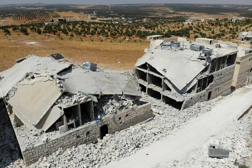 シリア政府、イドリブ県で空爆再開 停戦撤回