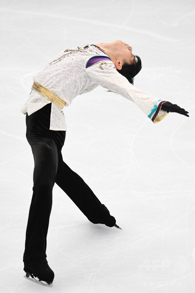 羽生はFSで首位に立つもロシア杯2位、チェンがGPシリーズ初制覇