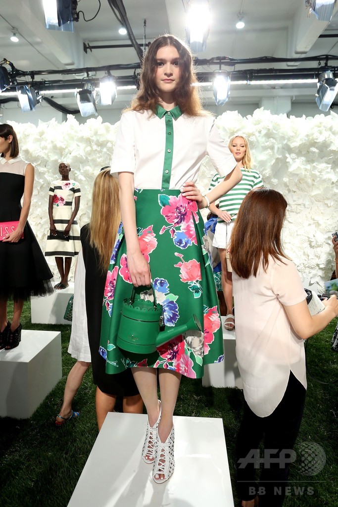 ユニークなバッグに注目、「ケイト・スペード ニューヨーク」15年春夏