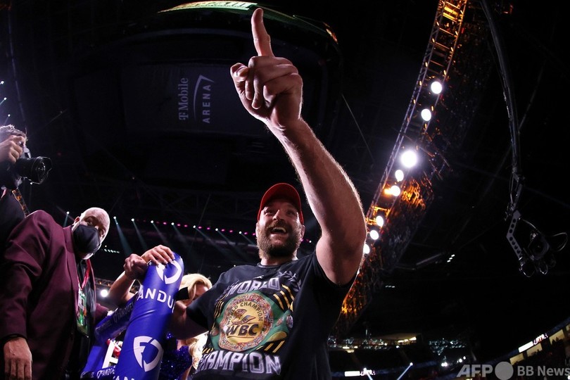 フューリー「自分が世代最強」 ワイルダーとの激戦終え豪語