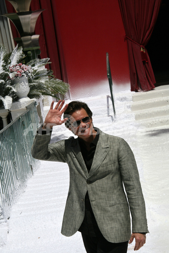 ジム・キャリー主演のクリスマス映画、カンヌでお披露目