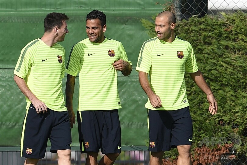 ネイマール、スアレスの公式戦デビューに期待