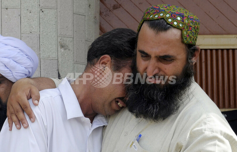 パキスタンで葬儀狙った自爆攻撃、38人死亡 タリバンが犯行声明