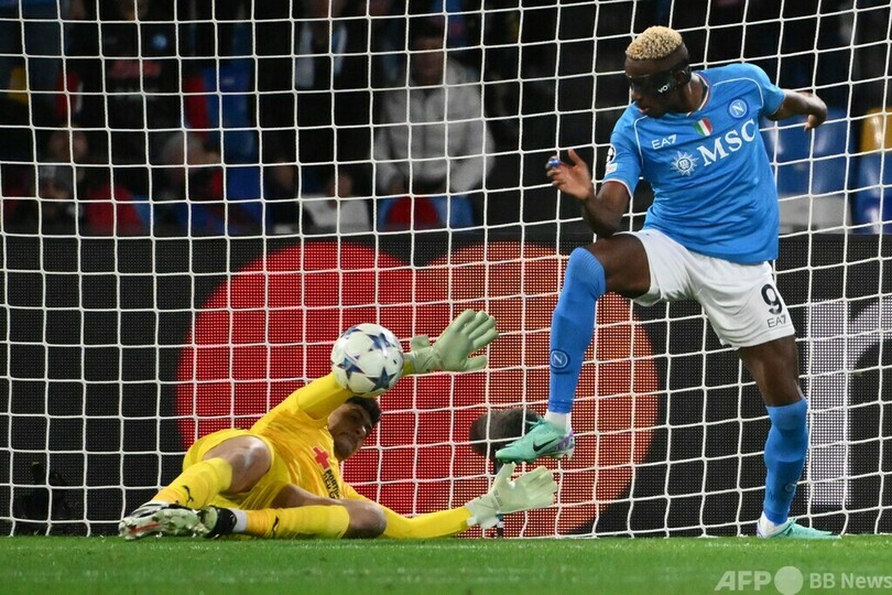 マンU、最下位で欧州CL敗退 ソシエダは首位で16強入り