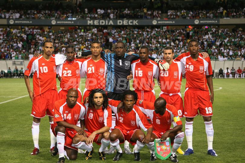 メキシコ グアドループを降しゴールドカップ決勝へ