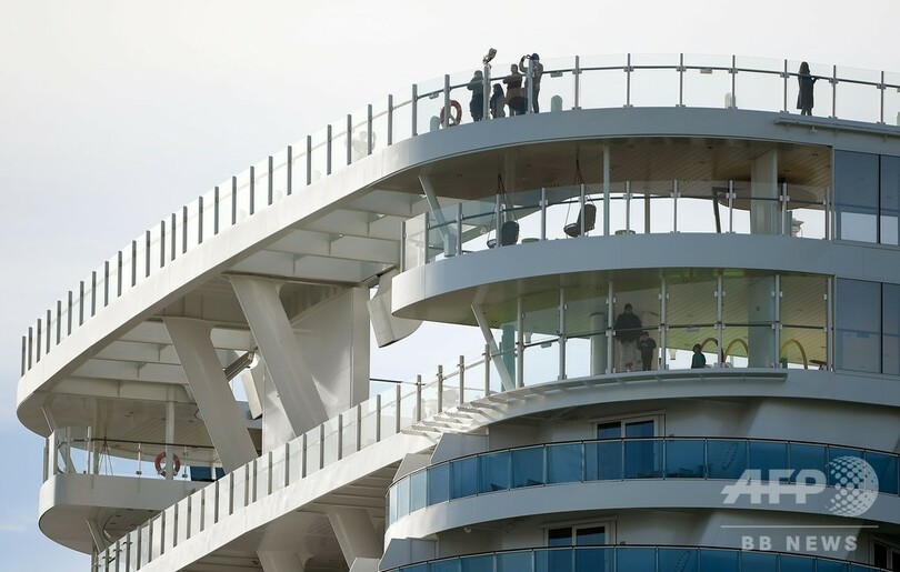 伊クルーズ船内に新型ウイルス感染者か、乗客ら約7000人足止め