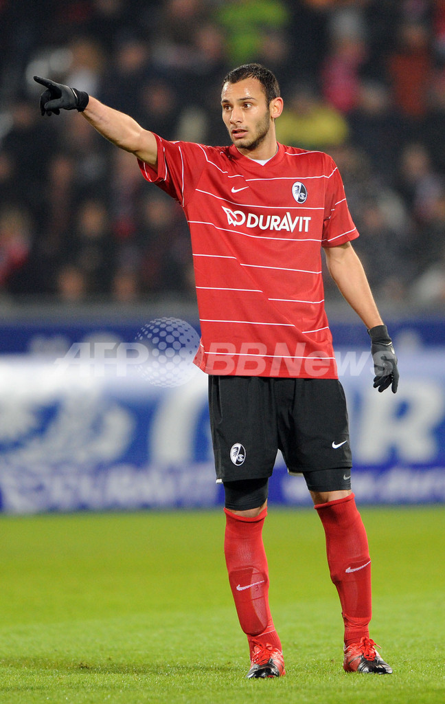 クロースの活躍でレバークーゼンが首位返り咲き