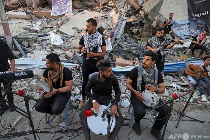 がれきの中の演奏会 ガザ市民の心癒やす